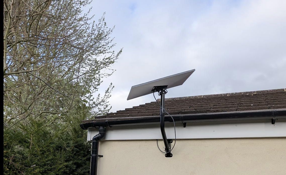 Starlink mounted on my garage roof